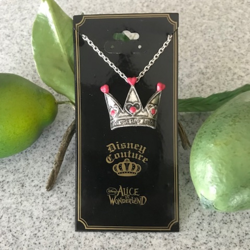 DISNEY COUTURE Queen of Hearts Necklace/Brooch
